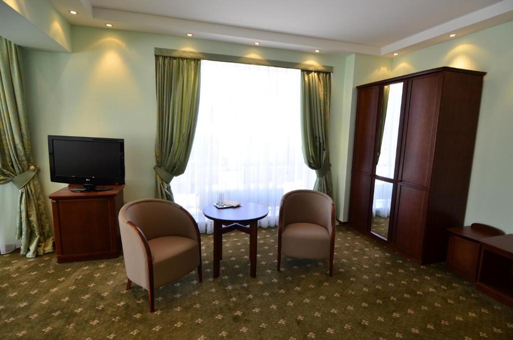 Platinum Hotel Chisinau Room photo