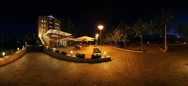 Platinum Hotel Chisinau Exterior photo